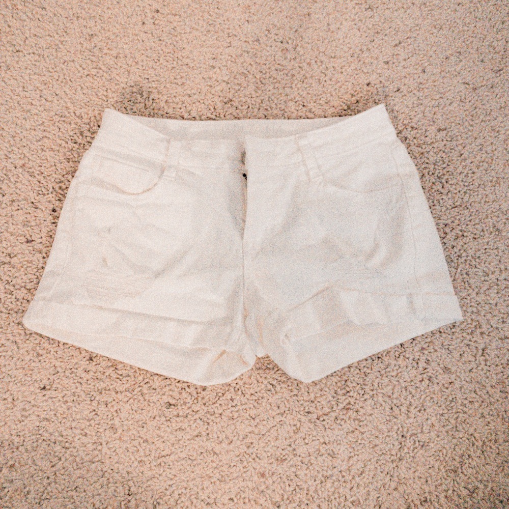 White Jean shorts distressed